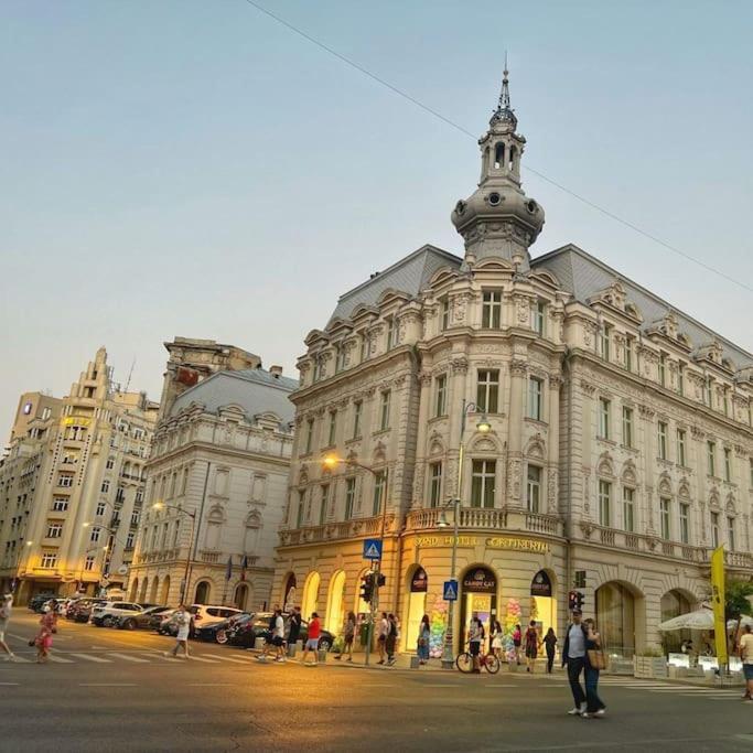 Kiwi Apart-Hotel 1Br Wi-Fi Free - Close To Old Town - Cozy Location - Shorter Or Longer Stay - R&M Boutique Bukarest Exteriör bild